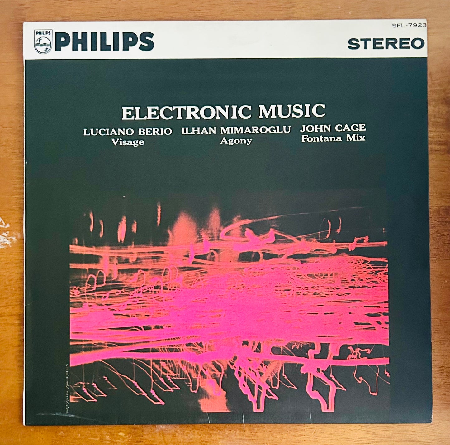 Luciano Berio,ILhan Mimaroglu,John Cage/
Electronic Music(JapanPress196?)